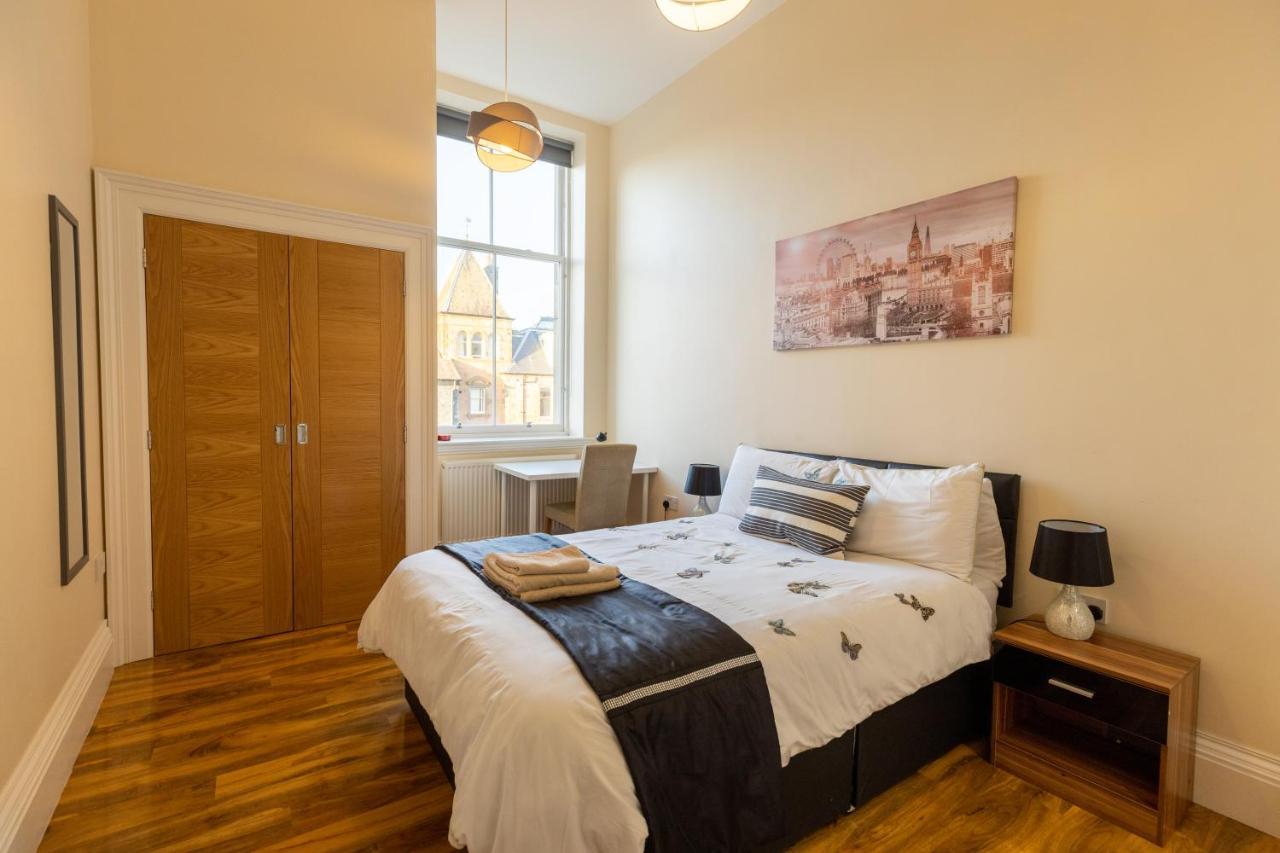 New 2 Bed Apartment With Stunning Views Of Arthur Seat Mountain إدنبرة المظهر الخارجي الصورة