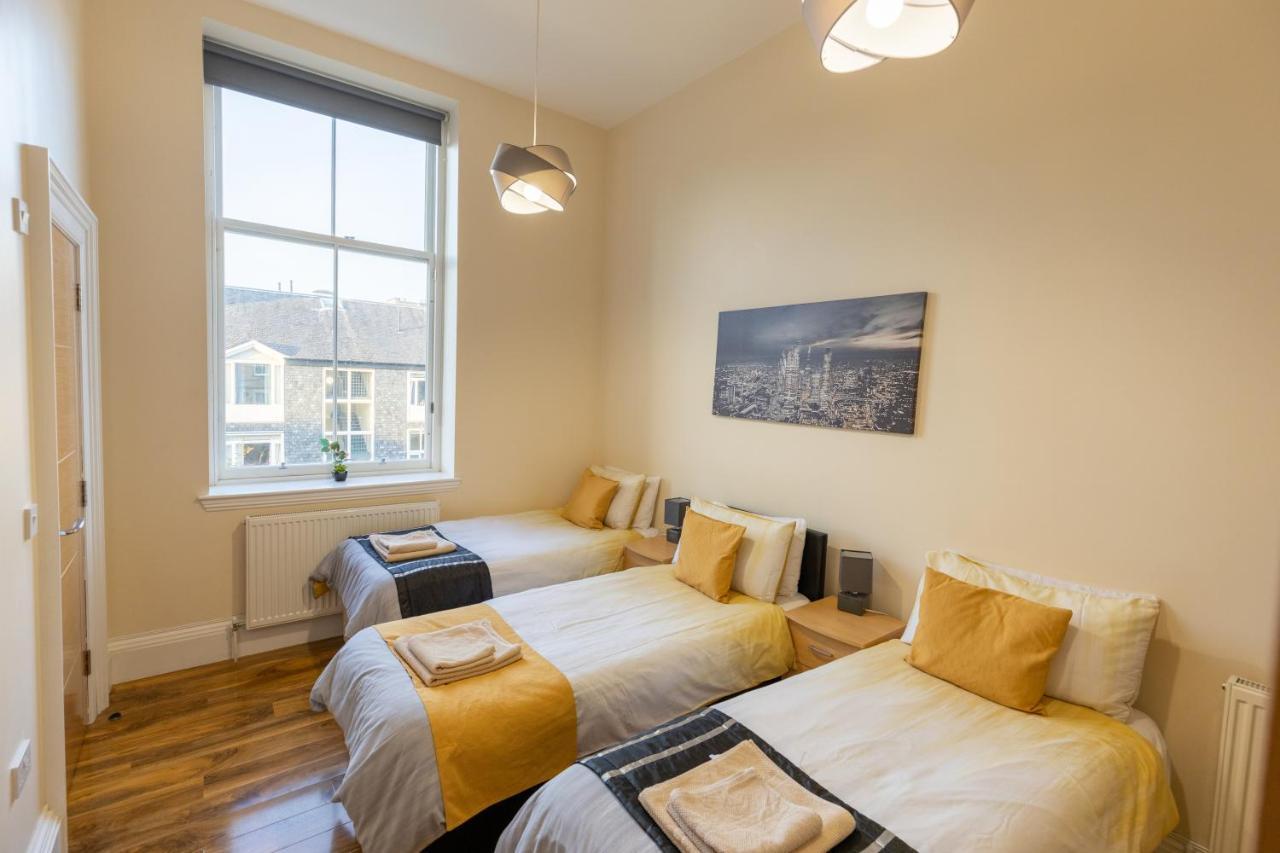 New 2 Bed Apartment With Stunning Views Of Arthur Seat Mountain إدنبرة المظهر الخارجي الصورة