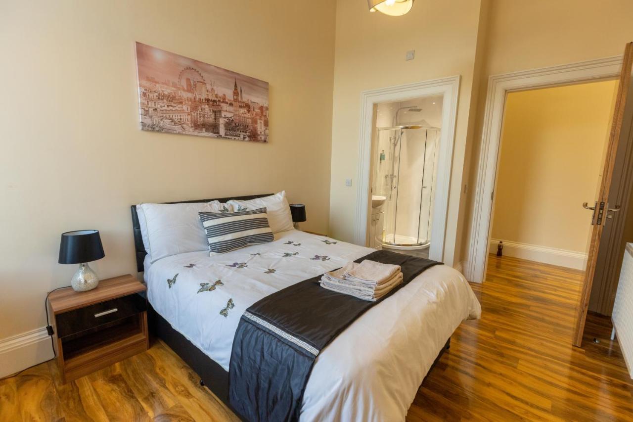 New 2 Bed Apartment With Stunning Views Of Arthur Seat Mountain إدنبرة المظهر الخارجي الصورة