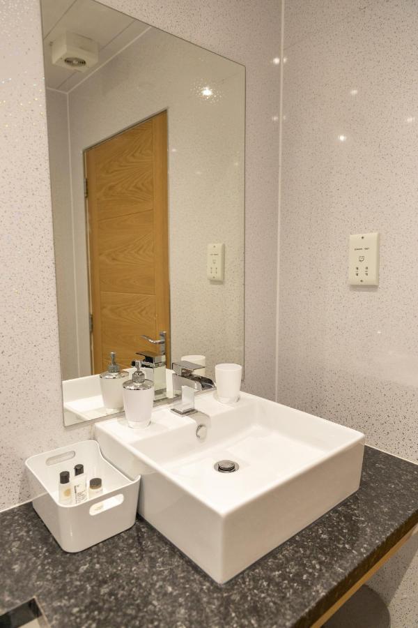 New 2 Bed Apartment With Stunning Views Of Arthur Seat Mountain إدنبرة المظهر الخارجي الصورة
